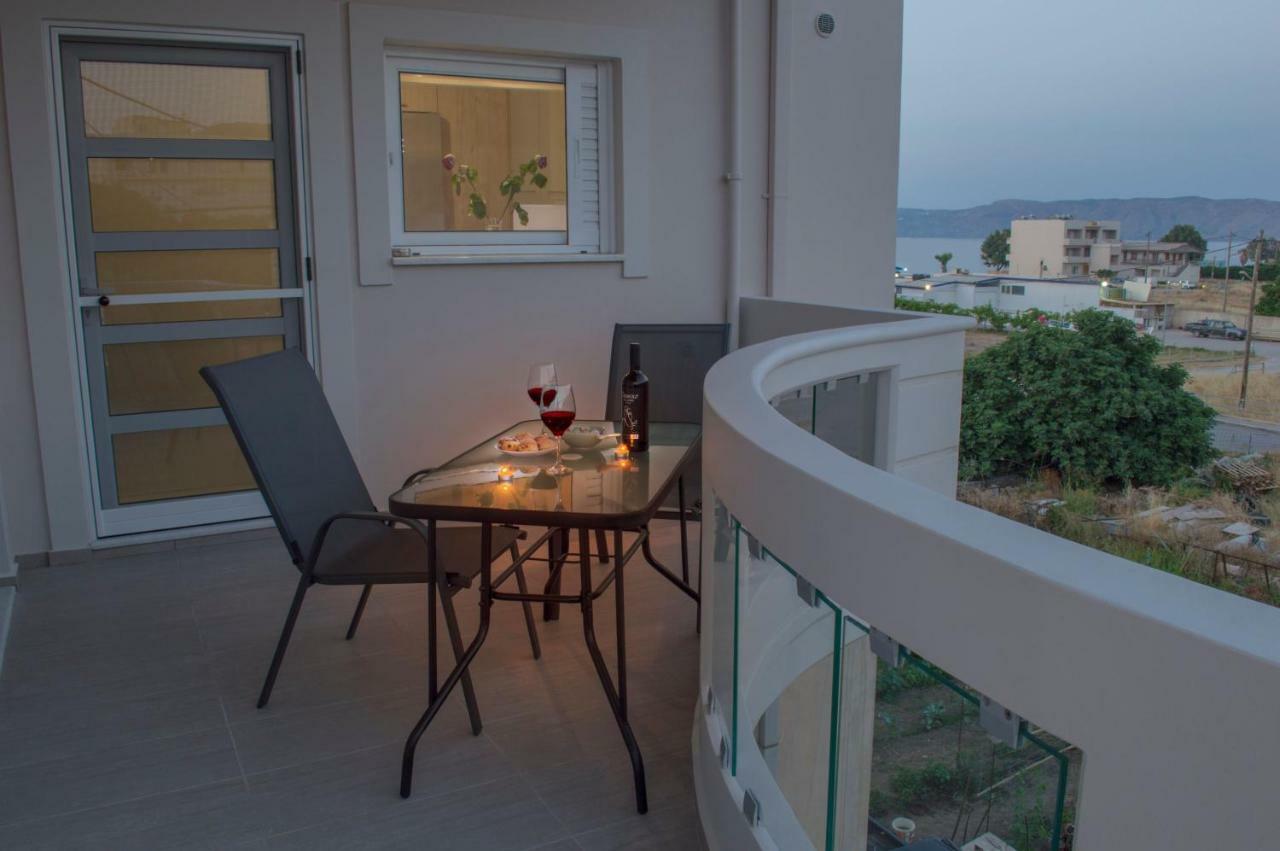 Tonia'S Apartment Kíssamos Dış mekan fotoğraf